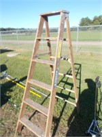 6ft. Wooden Step Ladder