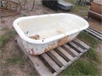 Cast Iron Bath Tub w/Feet, 60"Lx30"W
