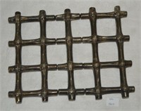 Leonard Silver-plated Expanding Trivet Bamboo Desi