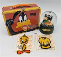 Looney Tunes Daffy Duck Snowglobe, Tweety Patches+