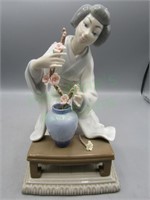 Lladro Oriental Lady and Flowers Figure
