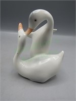 Hollohaza Porcelain Swans in Love!