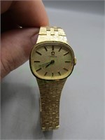 Lady's vintage Omega wristwatch!