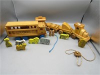 1950s Wood Zoo Train, Truck & Animals!