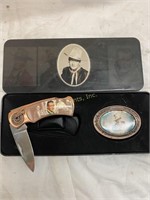 John Wayne Knife & Bucket Set