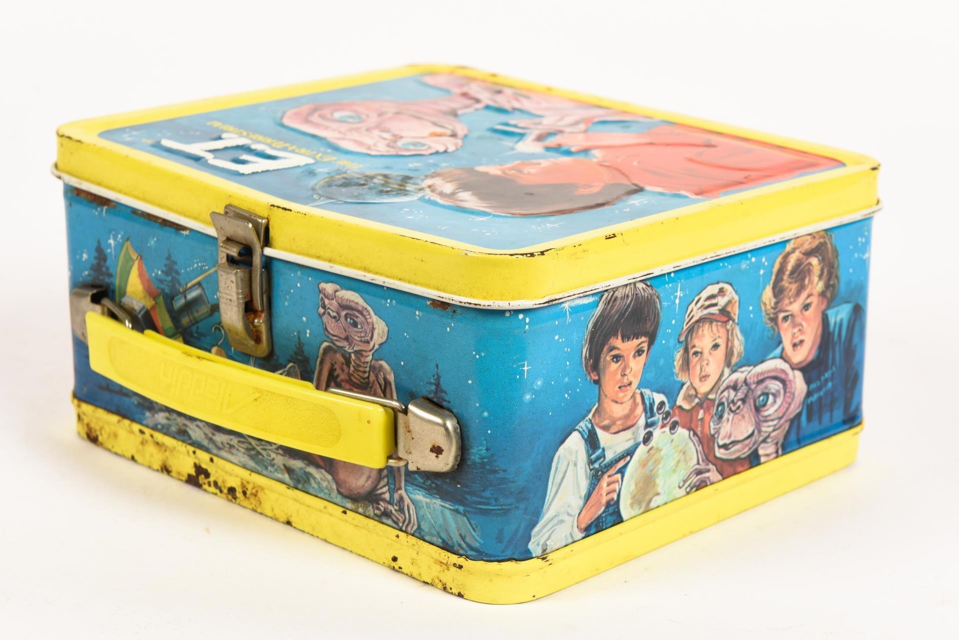 Vintage ET The xtra-Terrestrial Lunchbox 2" x 3" Fridge MAGNET 