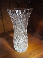 Lead crystal vase 9" x 4"