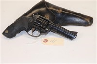 Taurus 941 .22 Magnum Revolver  SN: BS41964