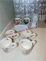 11 pcs of dishes: 2 sets of coffee mugs,