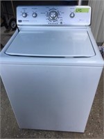 Used Washer Maytag (silver/white)