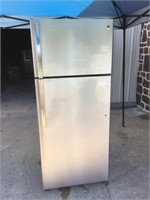 Used Refrigerator GE (stainless steel)