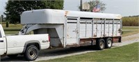 (T) 1985 5th wheel trailer
