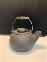 Cast Iron Old Mountain Kettle