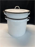 Enamelware put with lid (3 pcs) 10” tall