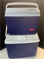 Rubbermaid Easy Carry Coolers