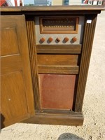 Magnavox Phonograph & Radio Cabinet