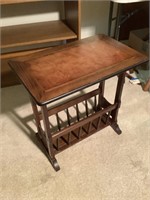 End table with magazine rack