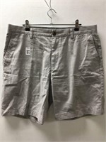 AMAZON ESSENTIAL MENS SHORT SIZE 36