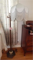 BRASS AND MARBLE BASE VINTAGE FLOOR LAMP