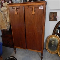 VINTAGE ARMOIRE/WARDROBE ON CASTERS 38X65X20