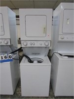 STACKABLE WHIRLPOOL WASHER/DRYER-FROM TIMESHARE