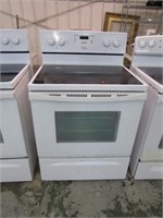 WHIRLPOOL STOVE - FROM TIMESHARE