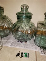 Medium Devorative Jar