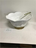 Vintage punch bowl milk glass with ladle