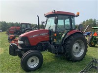 Case IH Farmall 95 Tractor