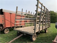 Wooden Bale Rack & Gear