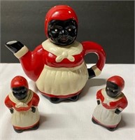 Vintage Tea Pot with Salt and Pepper Shakers