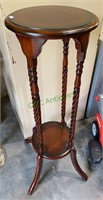 Nice 2 level wood plant stand, 4 twisted columns,