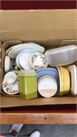 Box Deal with Plates, Tupperware, Cups