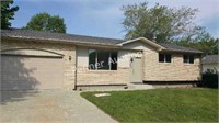 1,081 SF 3 Bedroom Bungalow in 227 Lilac Steinbach