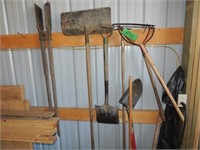 Assorted Garden Tools (some damaged)