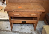 Wood Workbench by Oliver