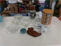 Group Glassware & Spice Rack