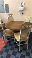 Drexel Table 4 Chairs