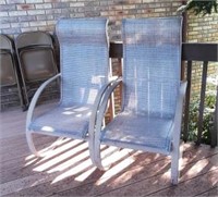 Outdoor lounge chair. Bidding on one times the