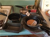 Smaller pots and pans mini loaf pans