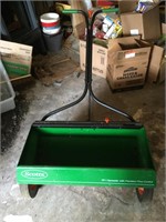 Scotts spreader with Percision flow control lawn