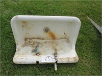 vintage cast iron sink, 31"