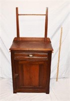 SMALL HANDCRAFTED WASHSTAND