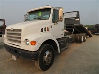 (DMV) 2000 Sterling L7500 Roll Back Tow Truck