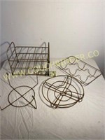 Kitchen wire items & baskets