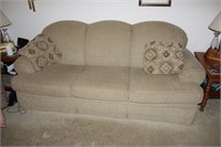 Broyhill 3 Cushion Sofa/Couch