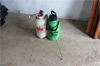 Lot: 2 Sprayers