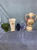 Quantity of vases, lamp made into a vase