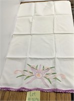 Lot of 2 embroidered and crotchet pillow cases