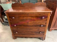 Antique Victorian 3-dr chest (on rollers)